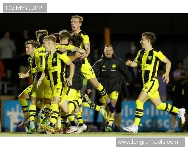 墨尔本胜利与惠灵顿凤凰2021赛季精彩对决回顾与分析