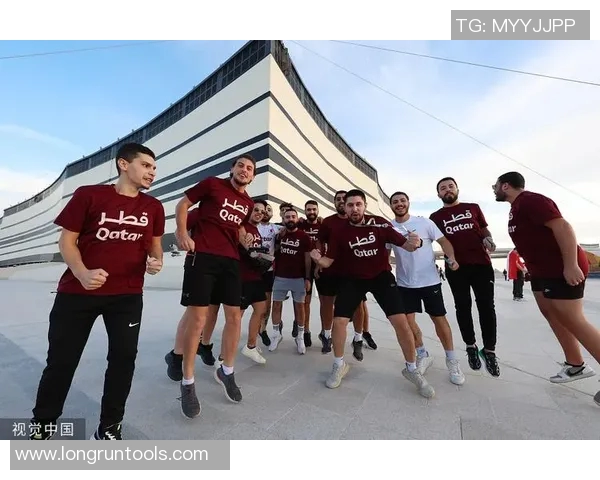 拉鲁斯与甘拿斯亚的巅峰对决精彩纷呈引发球迷热议