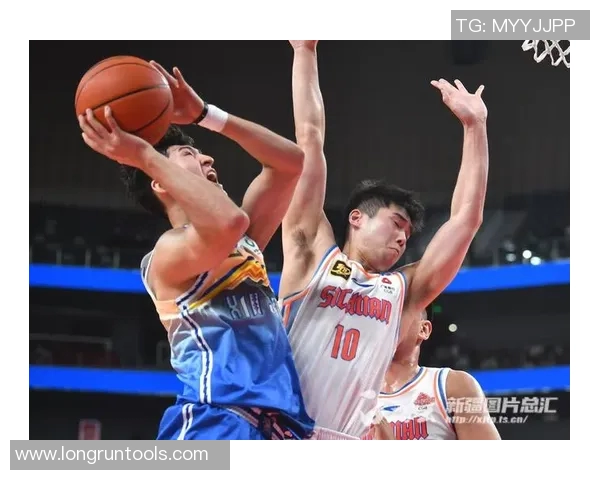 新疆对阵四川精彩直播全程回顾与赛后分析尽在这里 新疆对阵四川精彩直播全程回顾与赛后分析尽在这里