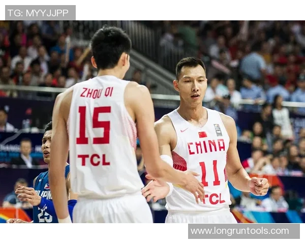 易建联领衔中国男篮亚锦赛对决菲律宾展现实力与团队合作精神 易建联领衔中国男篮亚锦赛对决菲律宾展现实力与团队合作精神