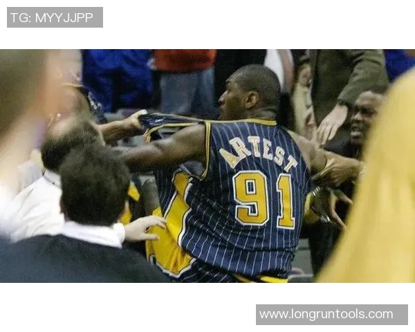 步行者与活塞奥本山的精彩对决揭示篮球战术与团队合作的重要性 步行者与活塞奥本山的精彩对决揭示篮球战术与团队合作的重要性