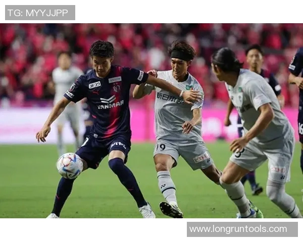 柏太阳神迎战福冈挑战赛季巅峰对决全力争胜展现球队实力 柏太阳神迎战福冈挑战赛季巅峰对决全力争胜展现球队实力