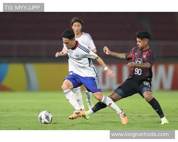 横滨水手对阵曼城精彩直播全程回顾与赛后分析 横滨水手对阵曼城精彩直播全程回顾与赛后分析