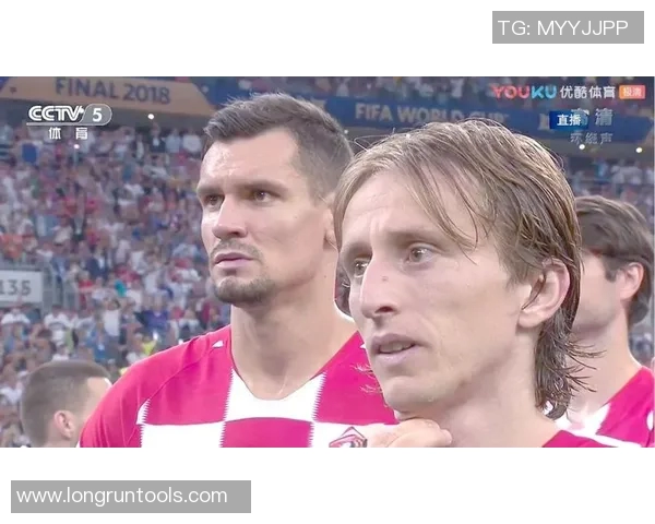 法国队与克罗地亚激战回顾精彩瞬间与战术分析 法国队与克罗地亚激战回顾精彩瞬间与战术分析