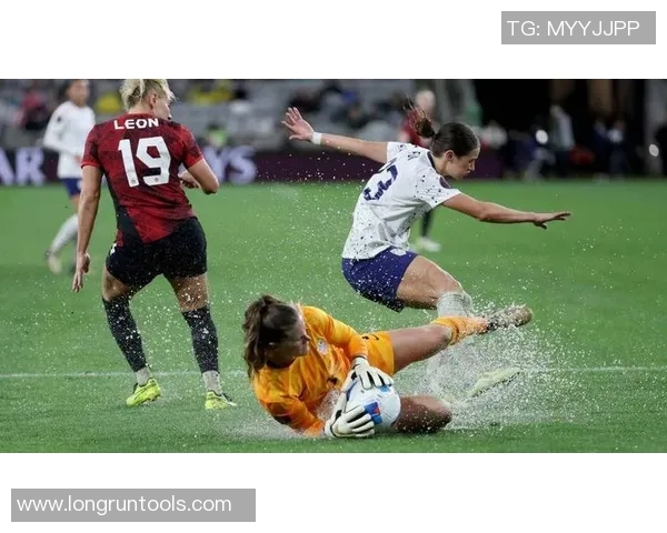 巴西国奥与哥伦比亚激战正酣谁能在友谊赛中笑到最后