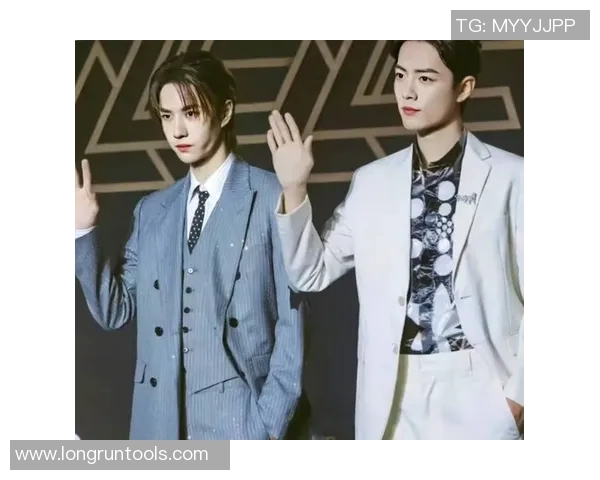 邹雨宸的艺术之路:从青涩学子到当代舞台的璀璨明星