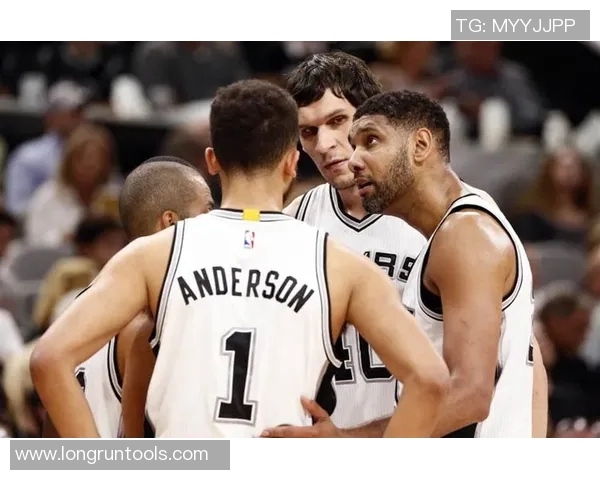 季后赛精彩对决马刺与雷霆的比分回顾与分析 季后赛精彩对决马刺与雷霆的比分回顾与分析