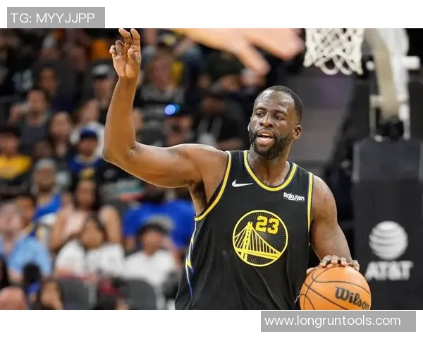 扎克拉文领衔公牛队重返季后赛的希望与挑战分析