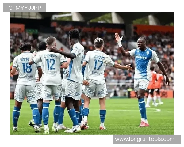 里昂与马赛激战成平局双方各自展现足球魅力与实力